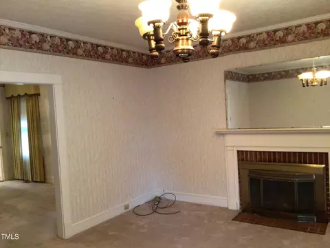 Living - 304 E D St, Erwin, NC 28339 photo 5 of 6