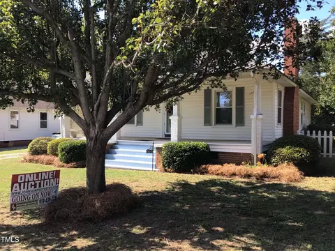 Exterior - 304 E D St, Erwin, NC 28339 photo 3 of 33
