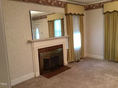 Living - 304 E D St, Erwin, NC 28339 photo 4 of 6