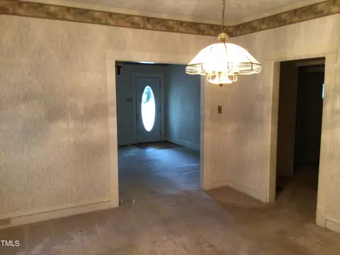Dining - 304 E D St, Erwin, NC 28339 photo 4 of 6