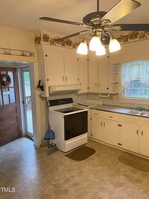 Kitchen - 304 E D St, Erwin, NC 28339 photo 1 of 4