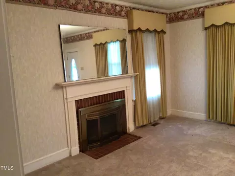 Living - 304 E D St, Erwin, NC 28339 photo 3 of 6
