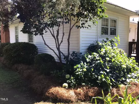 Exterior - 304 E D St, Erwin, NC 28339 photo 22 of 33