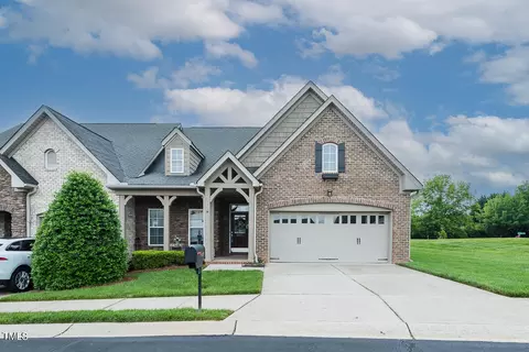 4075 Gilchrist Dr, Burlington, NC 27215