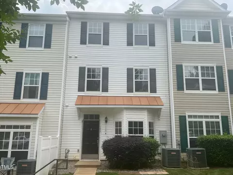 2221 Valley Edge #103, Raleigh, NC 27614