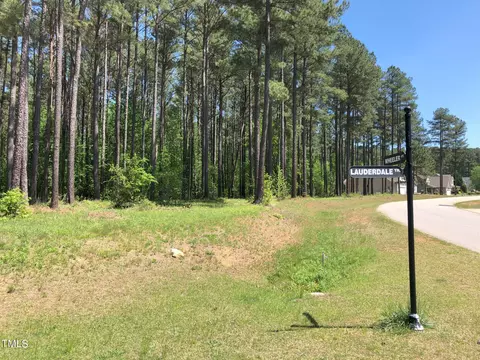82 Wheeler Ct, Clayton, NC 27527