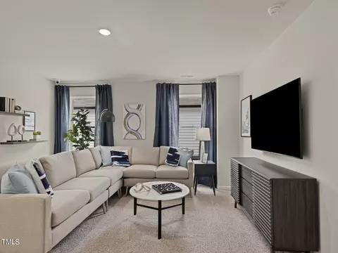 Living - 204 Squirrel Oaks Ln, Garner, NC 27529 photo 2 of 2