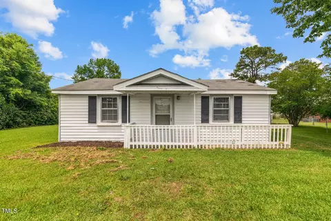 160 Bennett Rd, Goldsboro, NC 27530