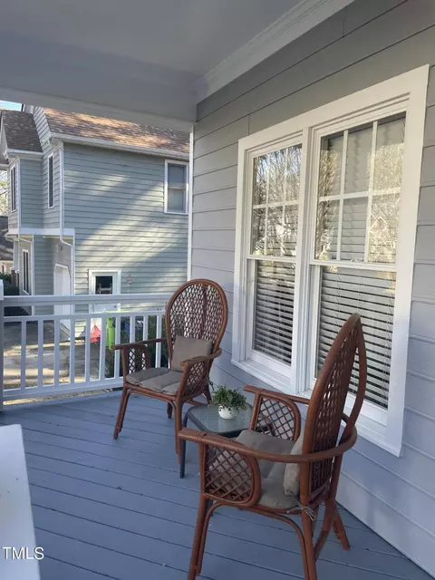 1528 Farmington Grove Dr, Raleigh, NC 27614
