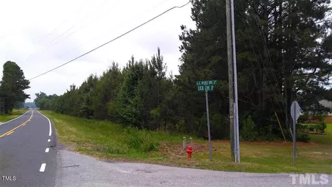 9331 E Reeves Bridge Rd, Linden, NC 28356