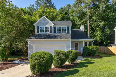 810 Brewers Glynn Ct, Wake Forest, NC 27587