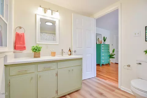 907 Edith St, Durham, NC 27705 photo 24