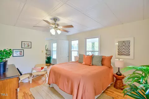 907 Edith St, Durham, NC 27705 photo 12
