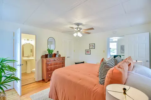 907 Edith St, Durham, NC 27705 photo 11