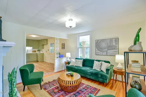 907 Edith St, Durham, NC 27705