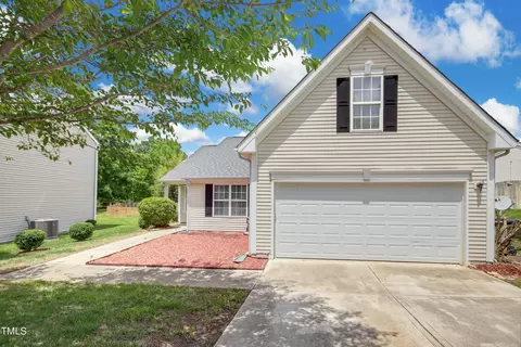 6433 Saybrooke Dr, Raleigh, NC 27604