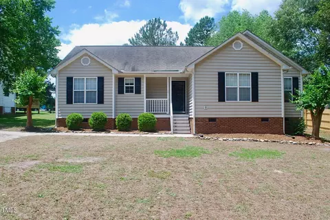 132 Sweet Pea Ln, Willow Spring, NC 27592
