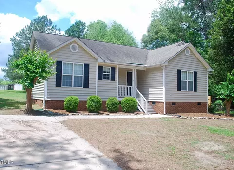 132 Sweet Pea Ln, Willow Spring, NC 27592 photo 2