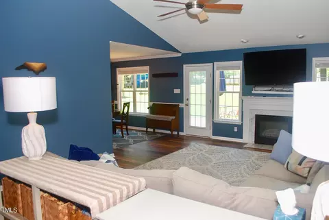 132 Sweet Pea Ln, Willow Spring, NC 27592 photo 4