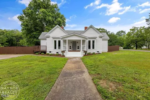 411 E Mason St, Franklinton, NC 27525