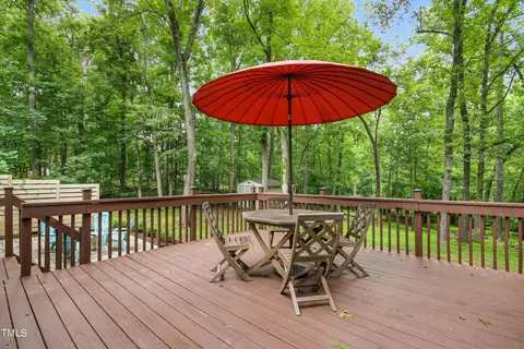 Exterior - 606 Bluestone Rd, Durham, NC 27713 photo 4 of 10