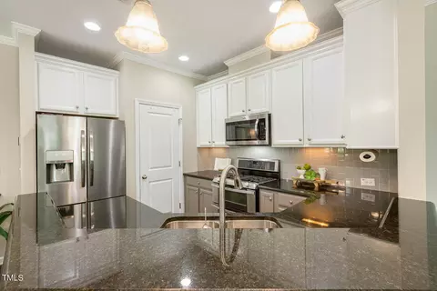 2425 Baslow Dr, Apex, NC 27539 photo 10