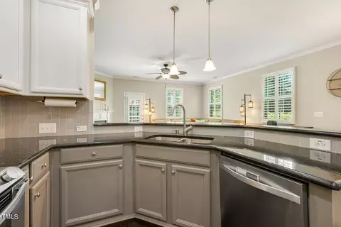2425 Baslow Dr, Apex, NC 27539 photo 8