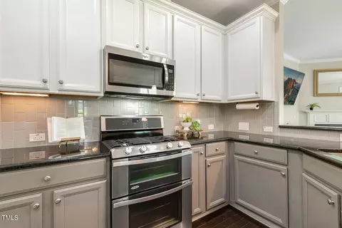2425 Baslow Dr, Apex, NC 27539 photo 9