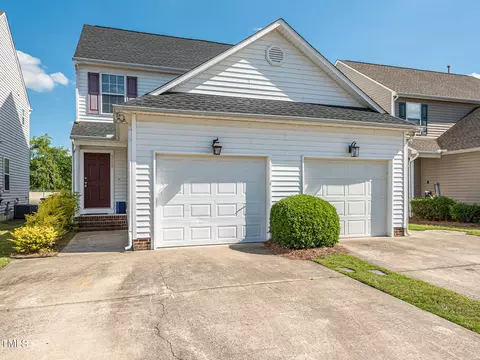 5708 Osprey Cove Dr, Raleigh, NC 27604