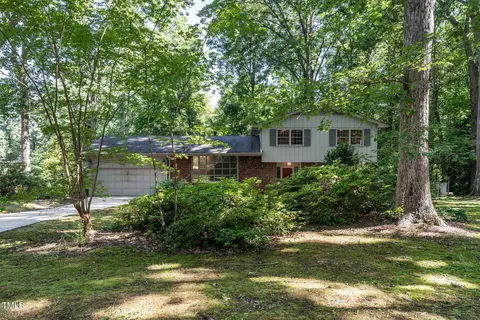 6604 Brandywine Rd, Raleigh, NC 27607