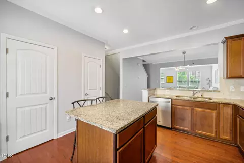 3003 Summerhouse Rd, Cary, NC 27519 photo 9