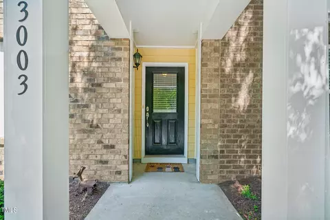 3003 Summerhouse Rd, Cary, NC 27519 photo 3