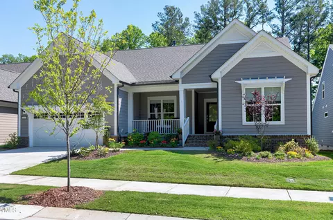 633 Hatters Creek Ln, Wake Forest, NC 27587