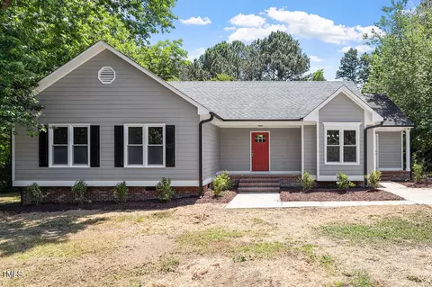 4705 Treys Ct, Apex, NC 27539