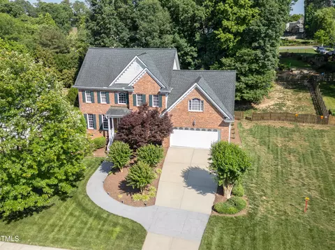 108 Lyndenbury Dr, Apex, NC 27502