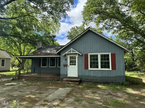 310 W 10th St, Scotland Neck, NC 27874