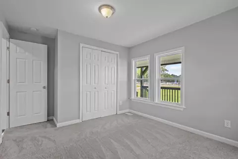 Bedroom - 4230 E Us 70 Hwy, Smithfield, NC 27577 photo 6 of 6