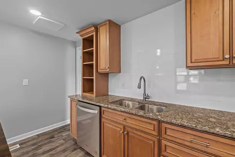Kitchen - 4230 E Us 70 Hwy, Smithfield, NC 27577 photo 6 of 6