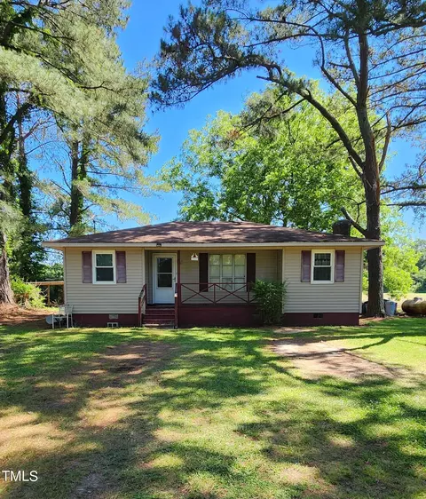 816 Bridgers Rd, Princeton, NC 27569