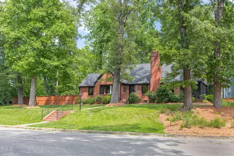 200 Knox Cir, Durham, NC 27701 photo 2