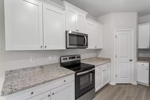 Kitchen - 9201 Ava Dr, Bailey, NC 27807 photo 4 of 5