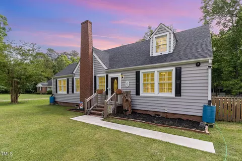 409 E Second St, Kenly, NC 27542 photo 4