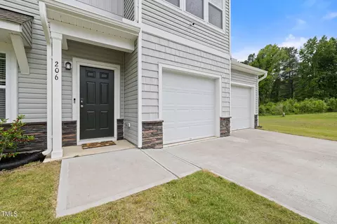 206 Pineapple Pl, Benson, NC 27504 photo 22