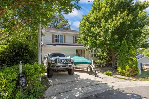 3208 Windmont Ct, Raleigh, NC 27610