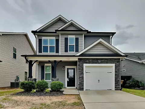 128 Balboa Pkwy, Clayton, NC 27520