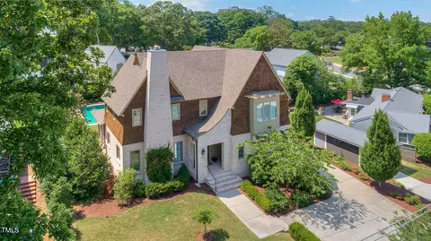 833 Woodburn Rd, Raleigh, NC 27605