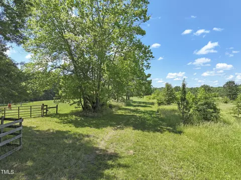 362 Coley Rd, Henderson, NC 27537 photo 4