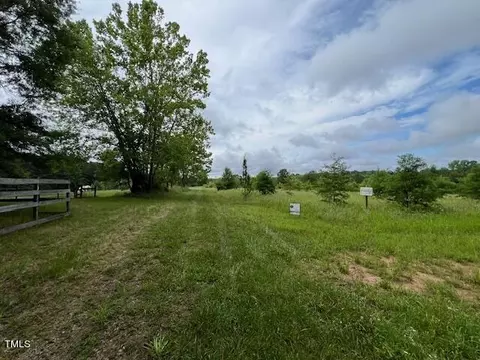 362 Coley Rd, Henderson, NC 27537 photo 8
