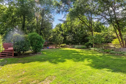 18 Boxwood Dr, Durham, NC 27713 photo 23