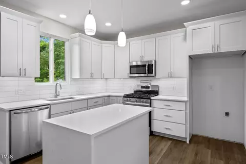 100 B Masondale Ave, Durham, NC 27707 photo 7